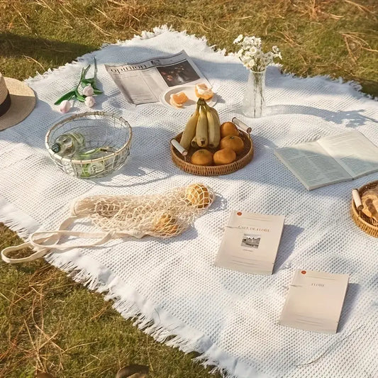 Pătură de Picnic Durabilă cu Textură Împletită – Impermeabilă, Lavabilă, Perfectă pentru Camping și Plajă